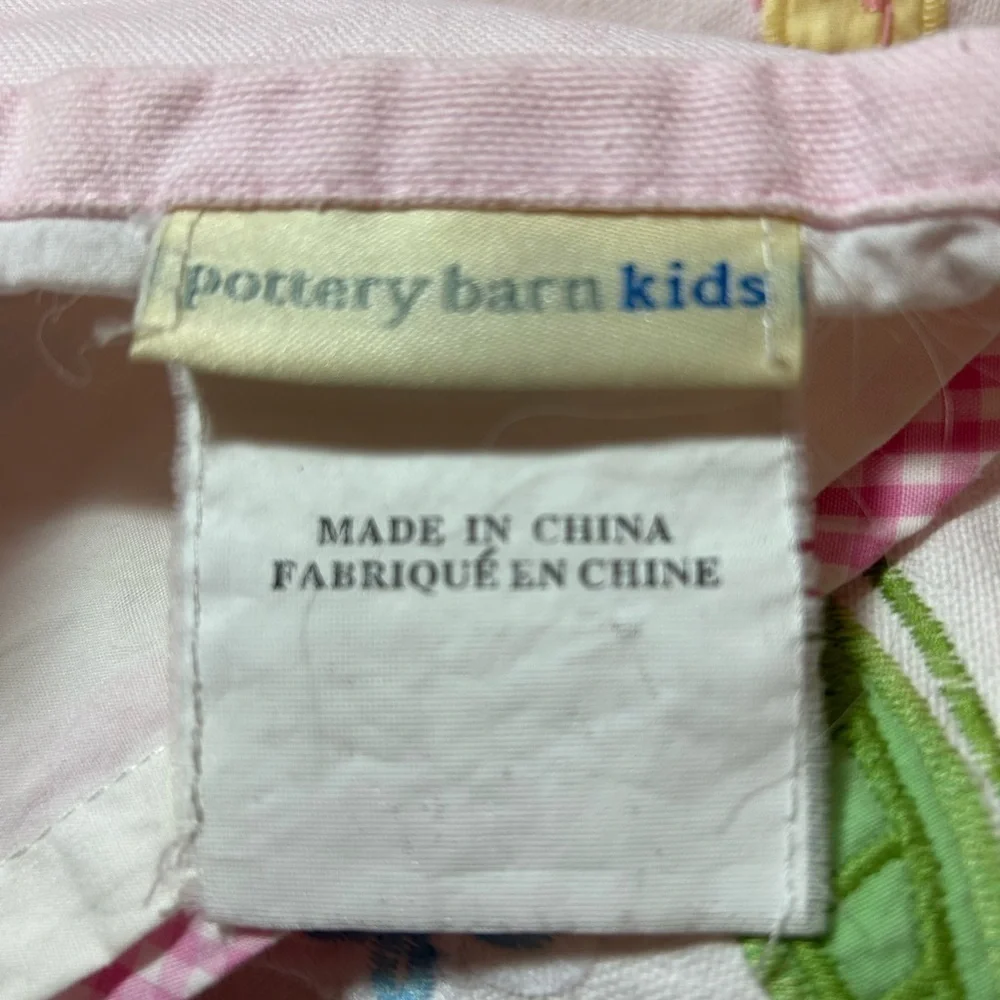 POTTERY BARN KIDS Pink Daisy Garden Flower Embroidered Valance Lot Of 2